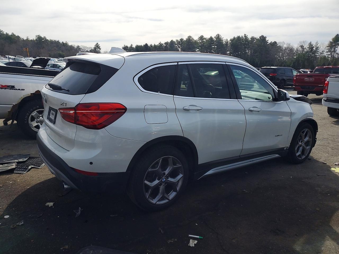 2016 BMW X1