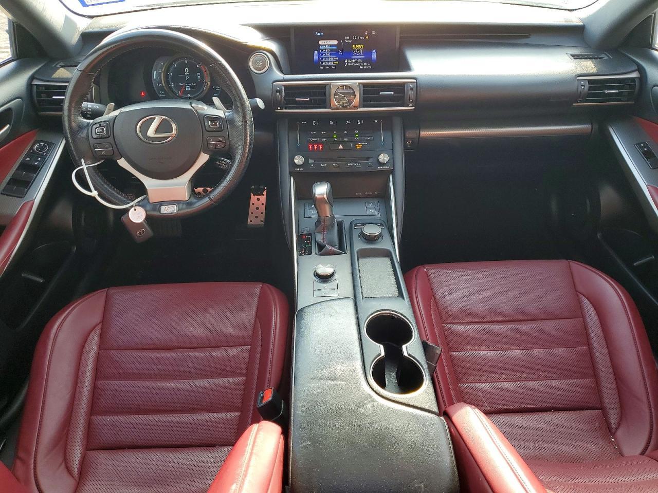 2017 LEXUS IS 200t