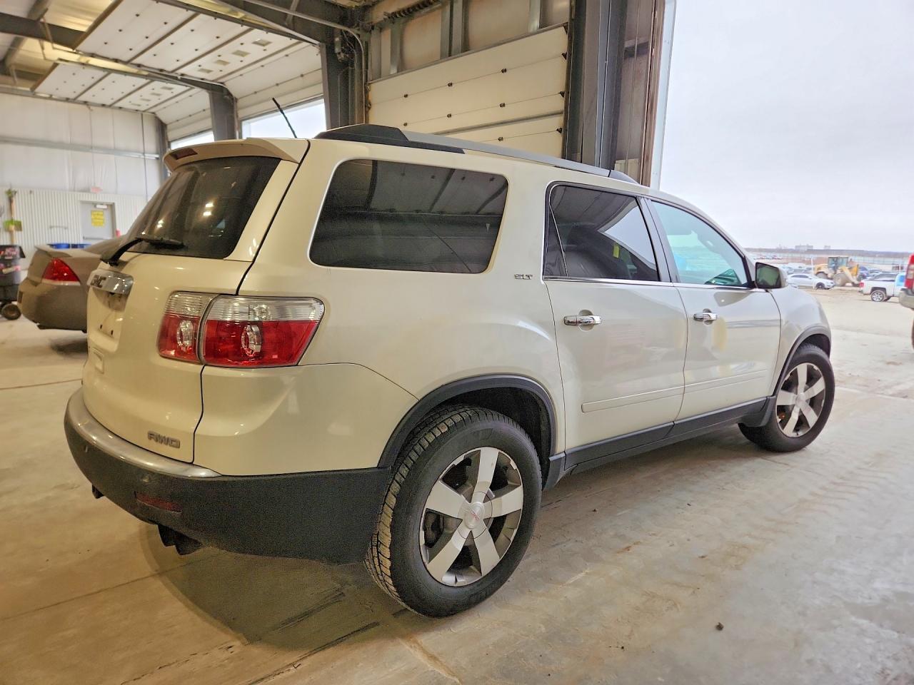2011 GMC ACADIA