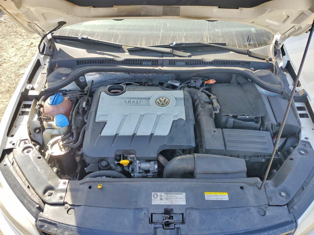 2014 VOLKSWAGEN JETTA