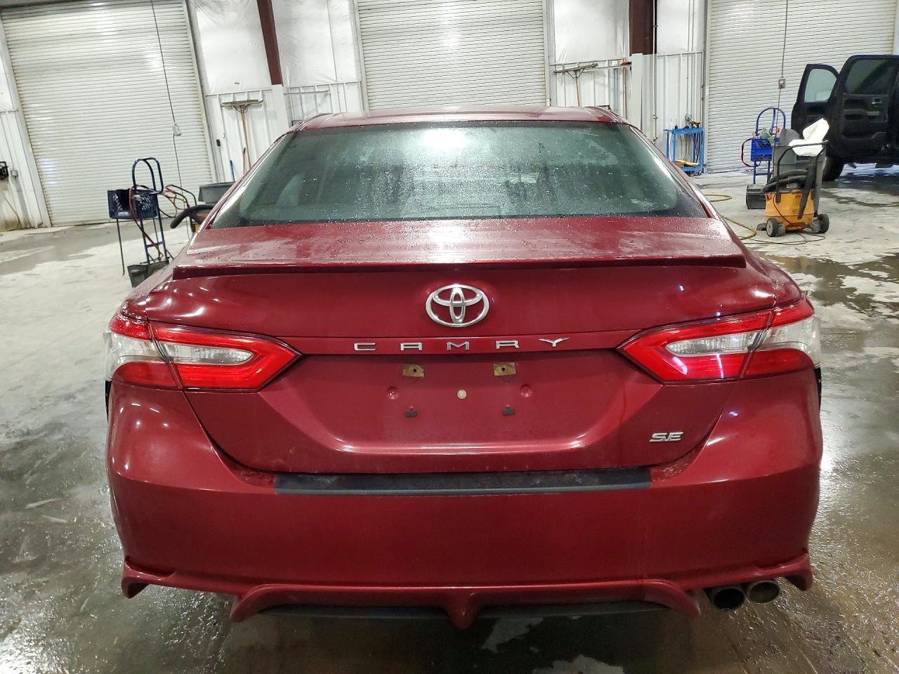 2018 TOYOTA CAMRY