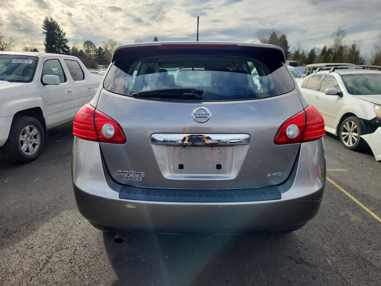 2014 NISSAN ROGUE
