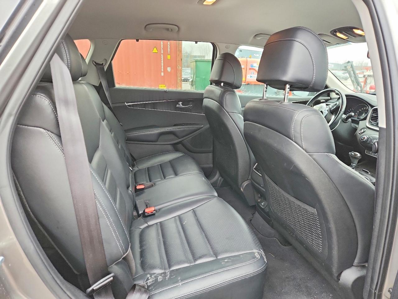 2017 KIA SORENTO