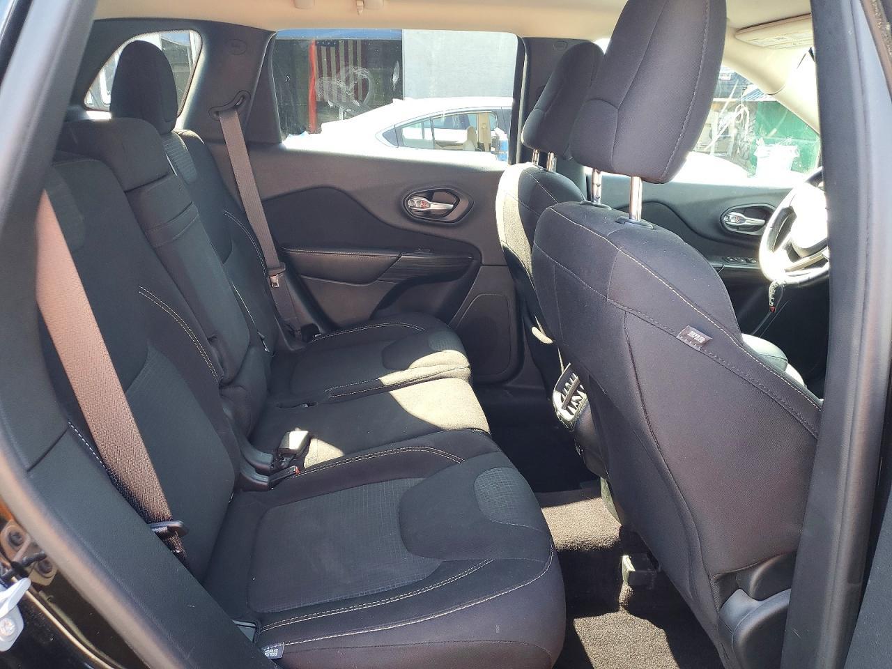 2016 JEEP CHEROKEE