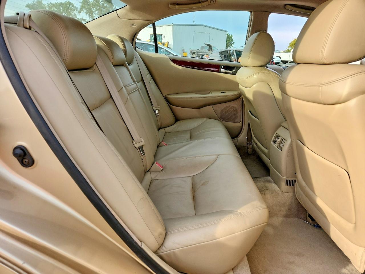 2004 LEXUS ES 330