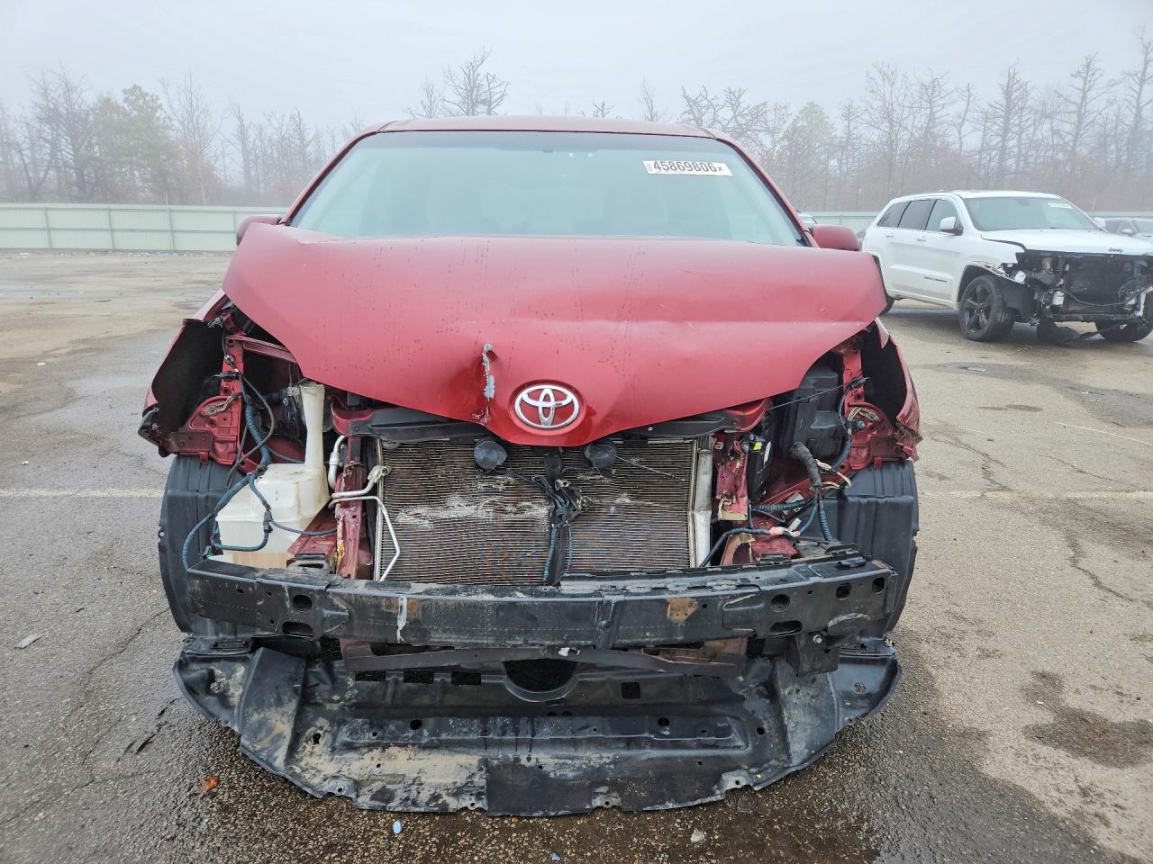 2016 TOYOTA SIENNA