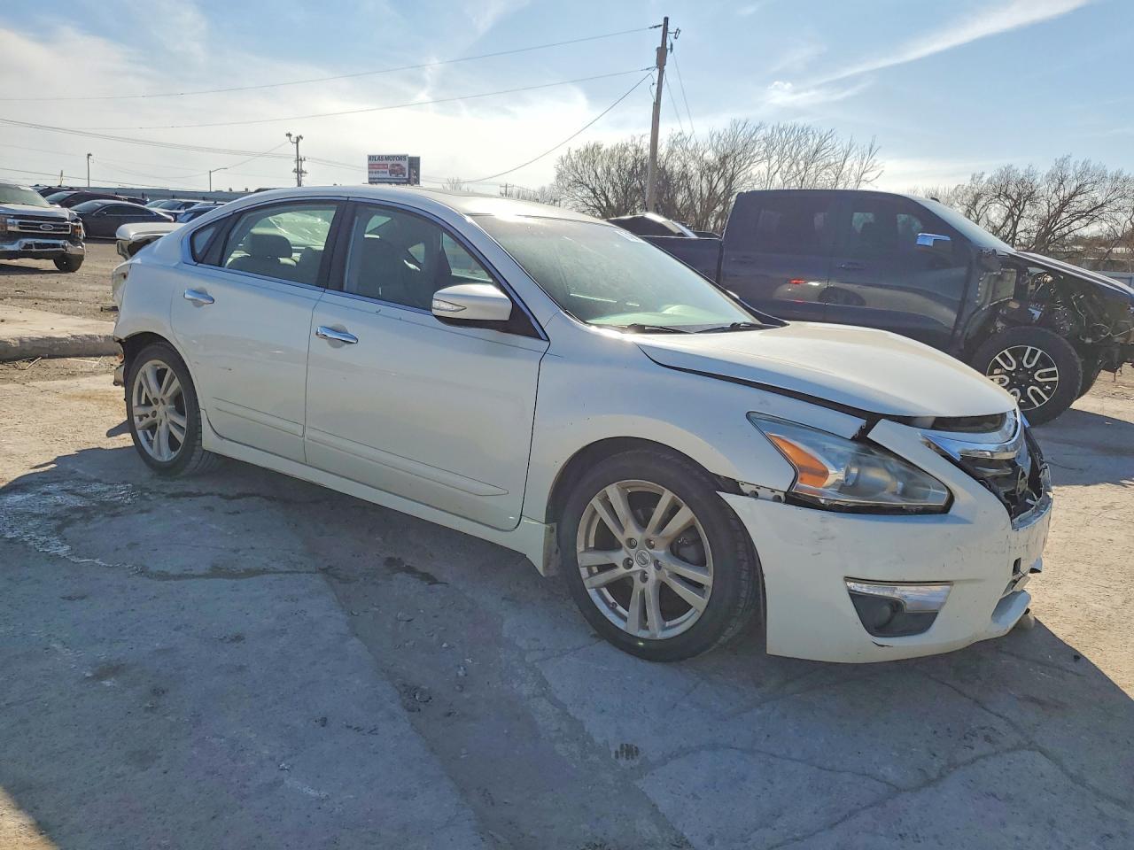 2013 NISSAN ALTIMA
