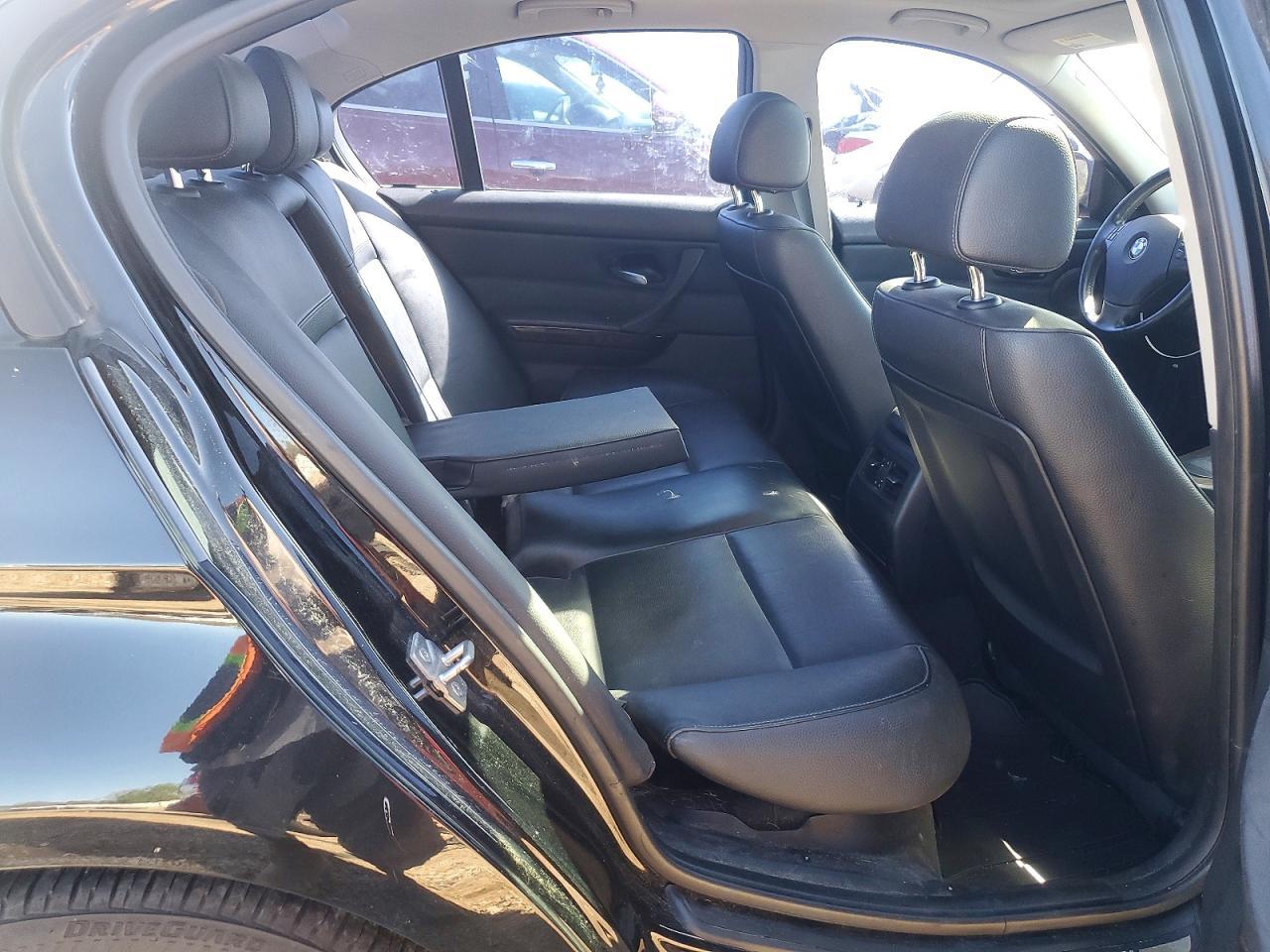 2011 BMW 3 SERIES