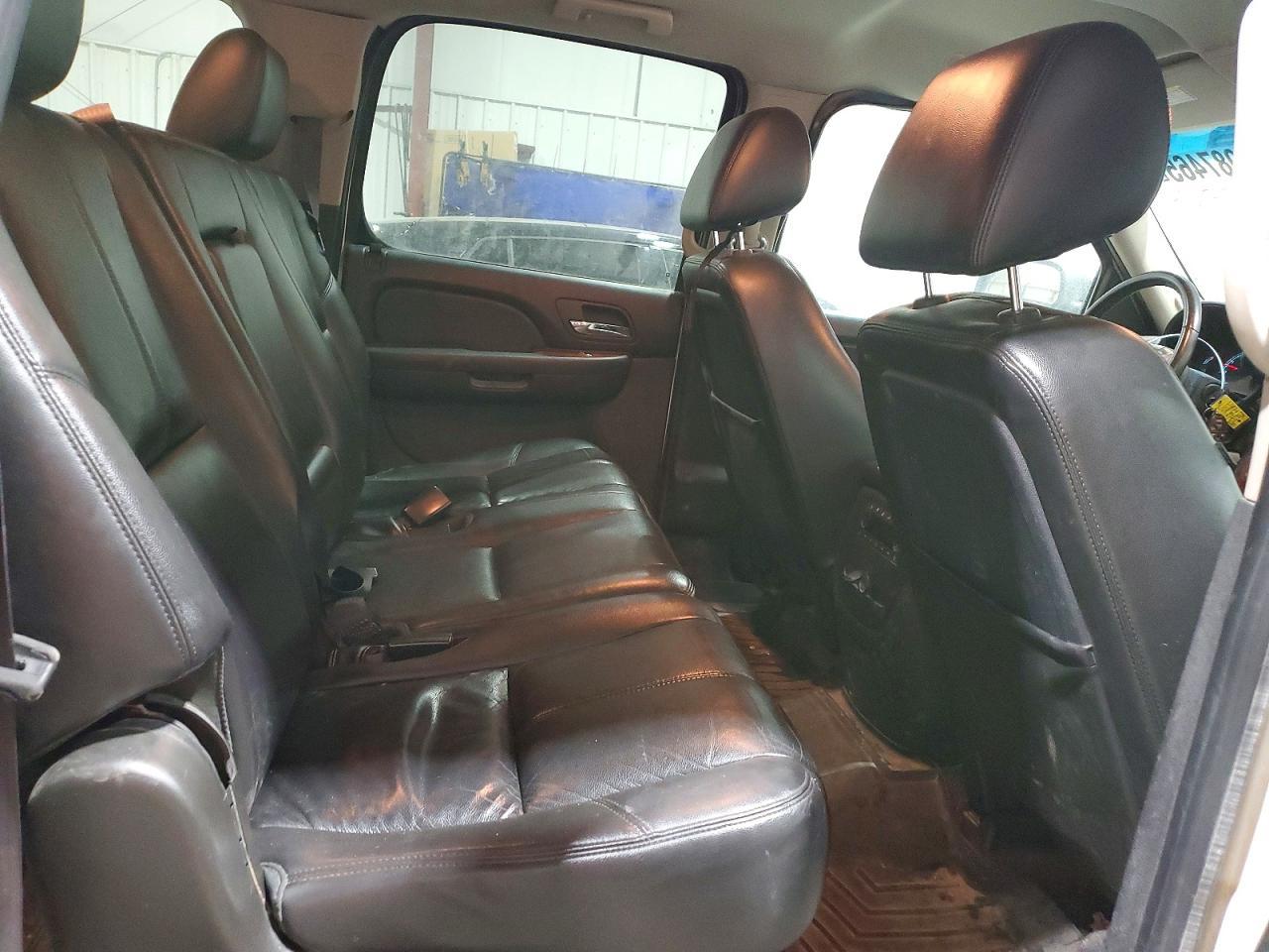 2012 CHEVROLET Suburban