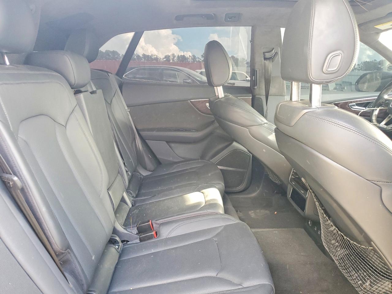 2019 AUDI Q8