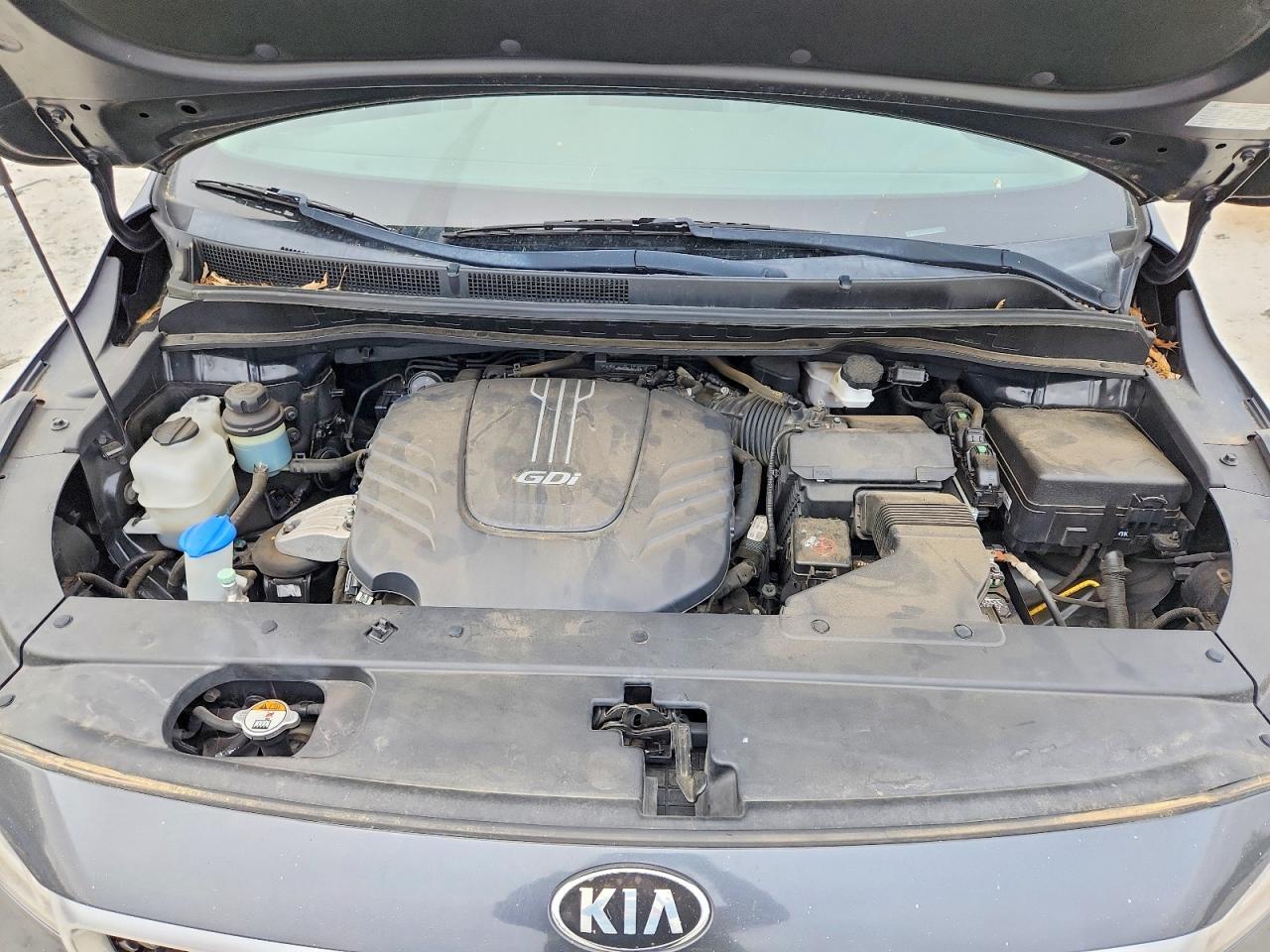 2016 KIA SEDONA