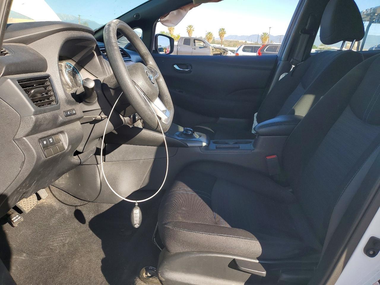 2019 NISSAN LEAF