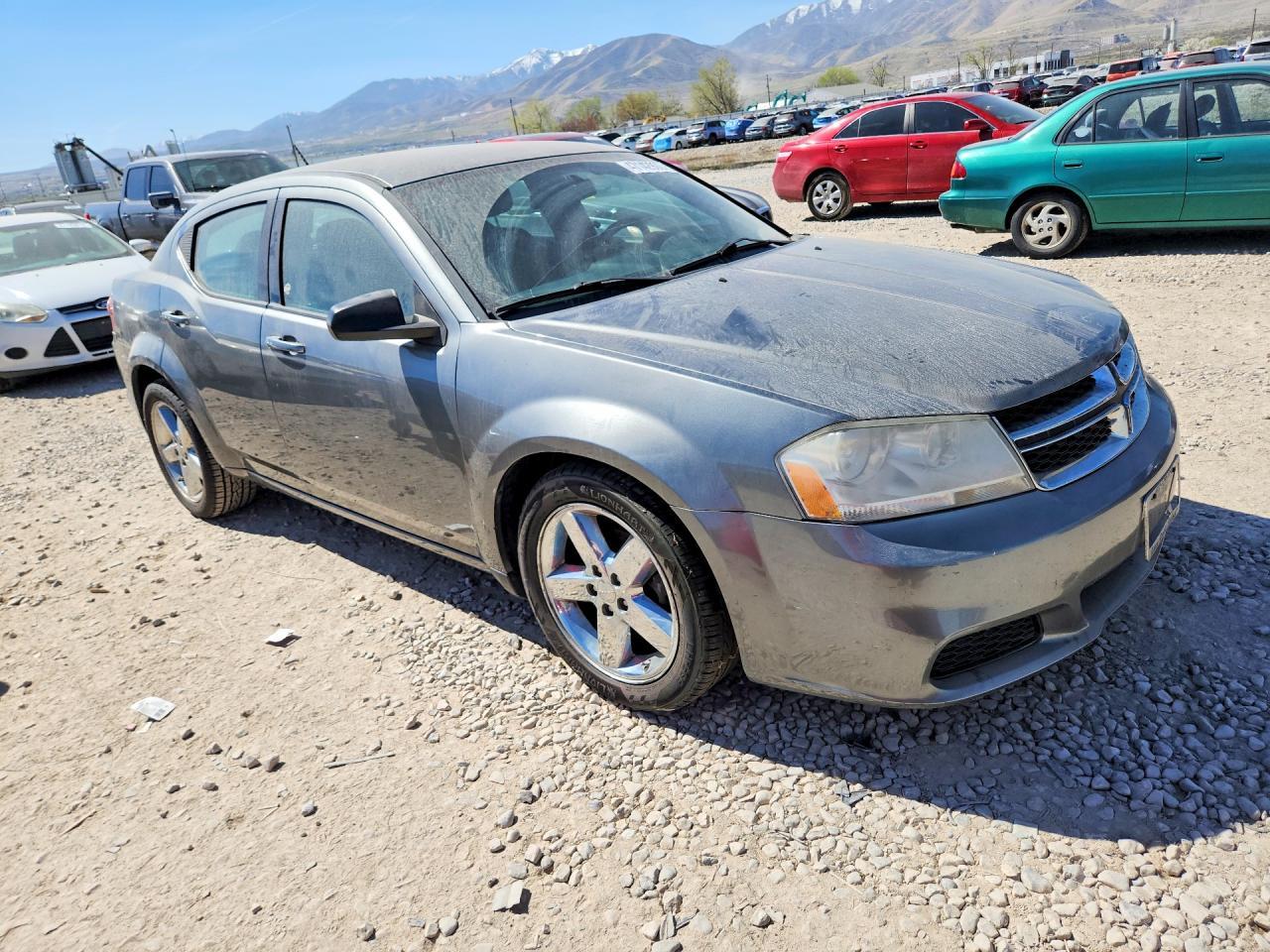 2013 DODGE Avenger