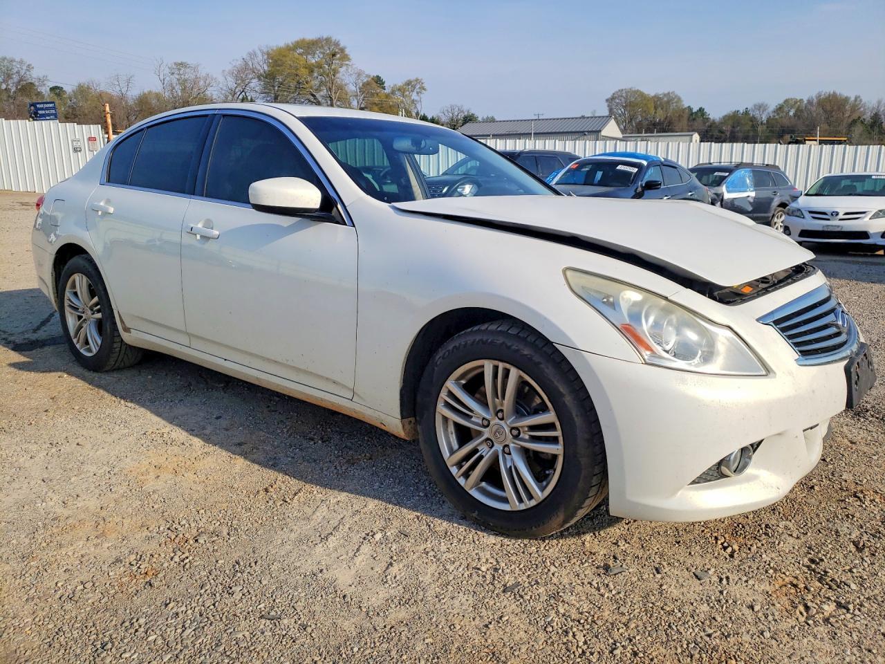 2012 INFINITI G37