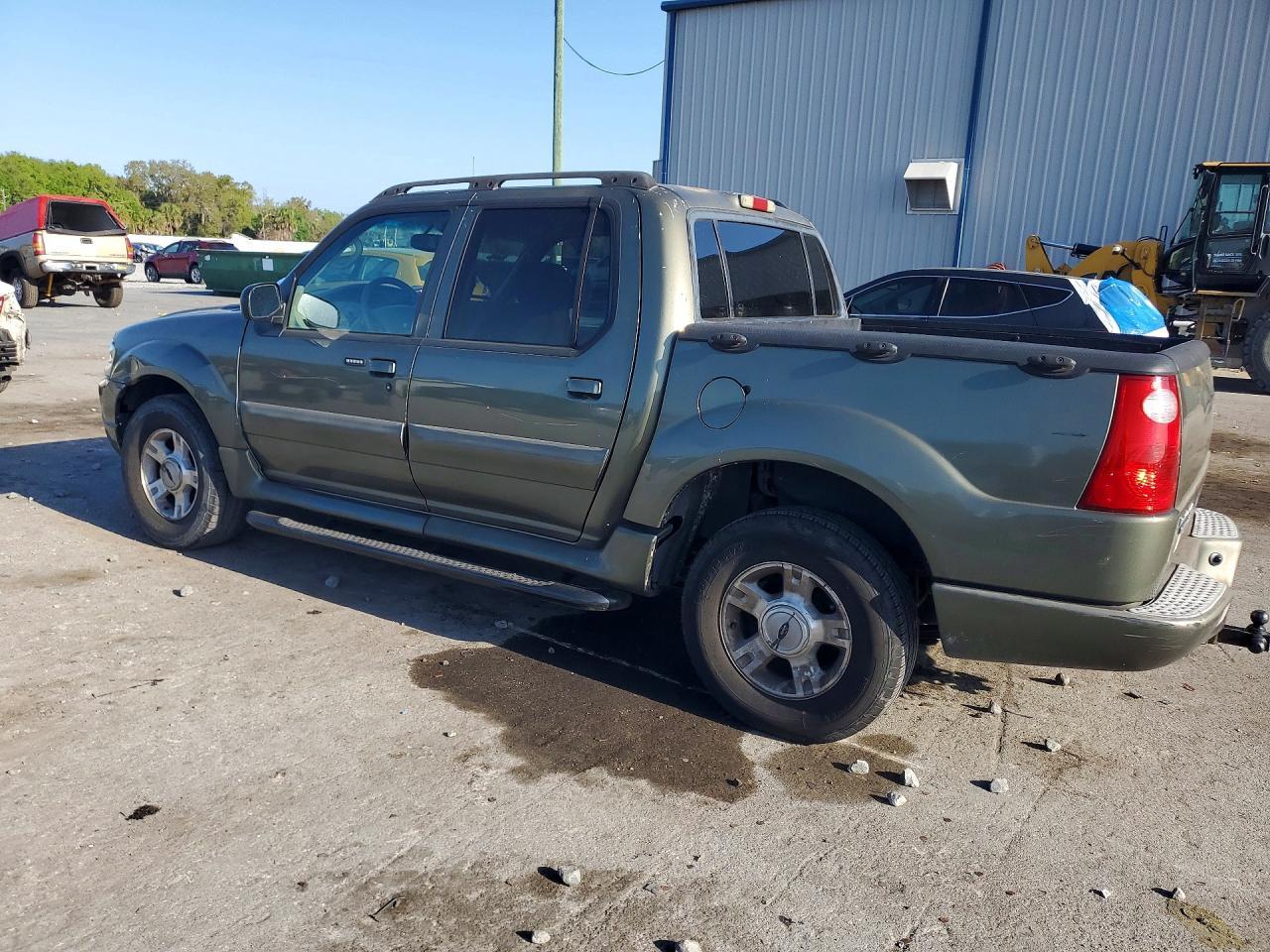 2004 FORD Explorer Sport Trac