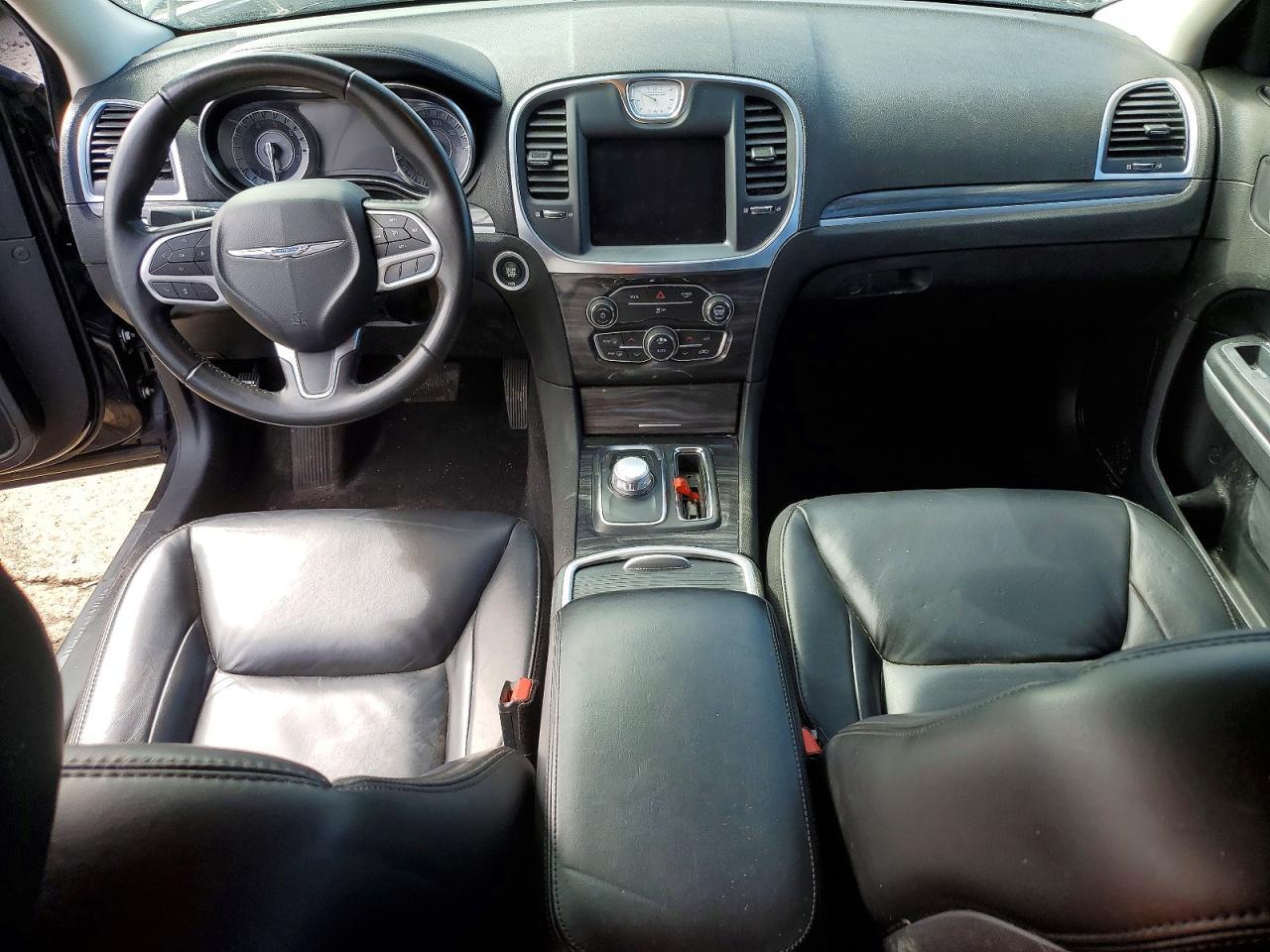 2020 CHRYSLER 300