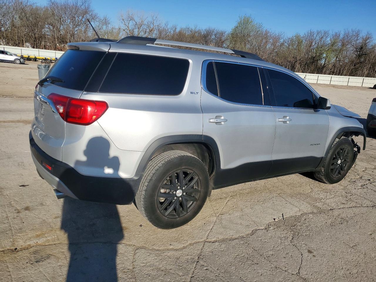 2018 GMC ACADIA