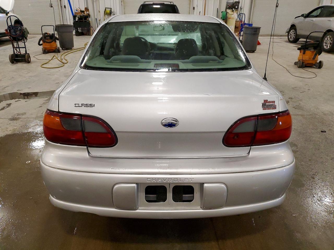2005 CHEVROLET Classic