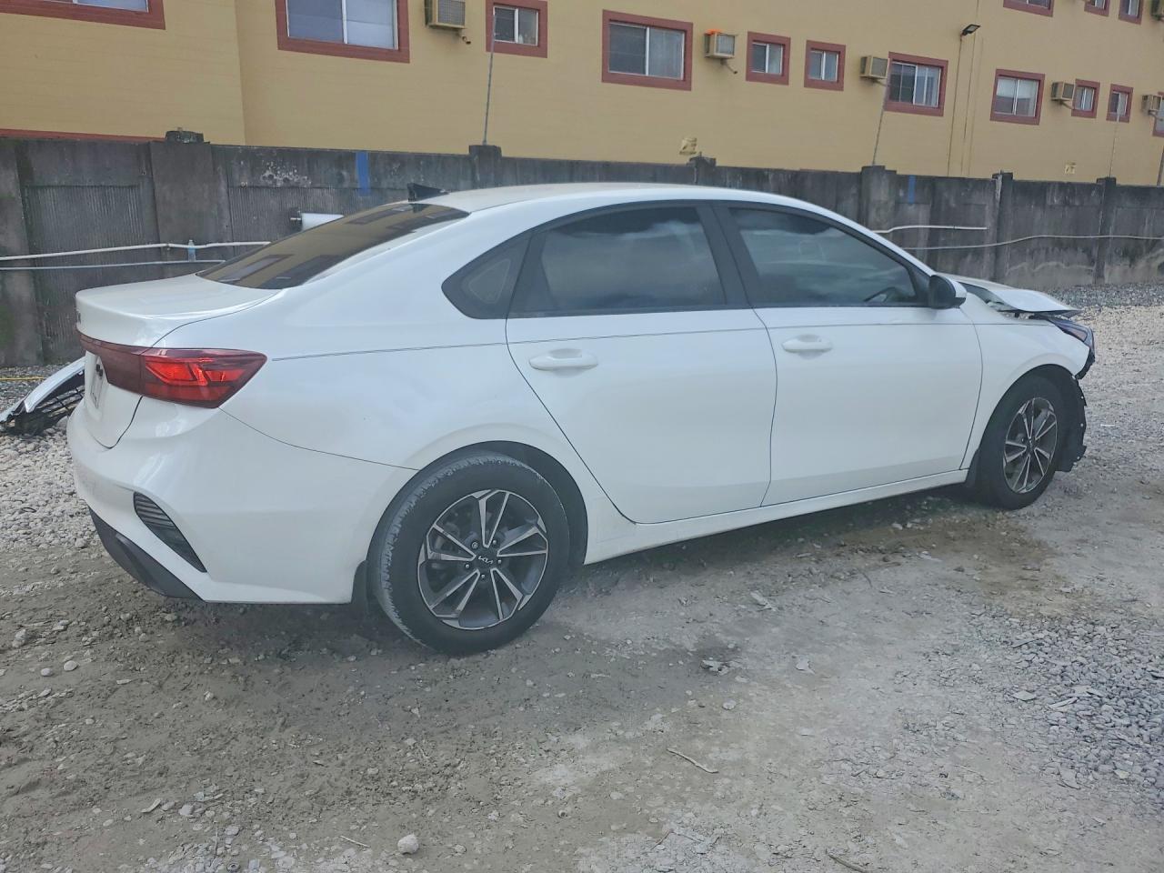 2023 KIA FORTE