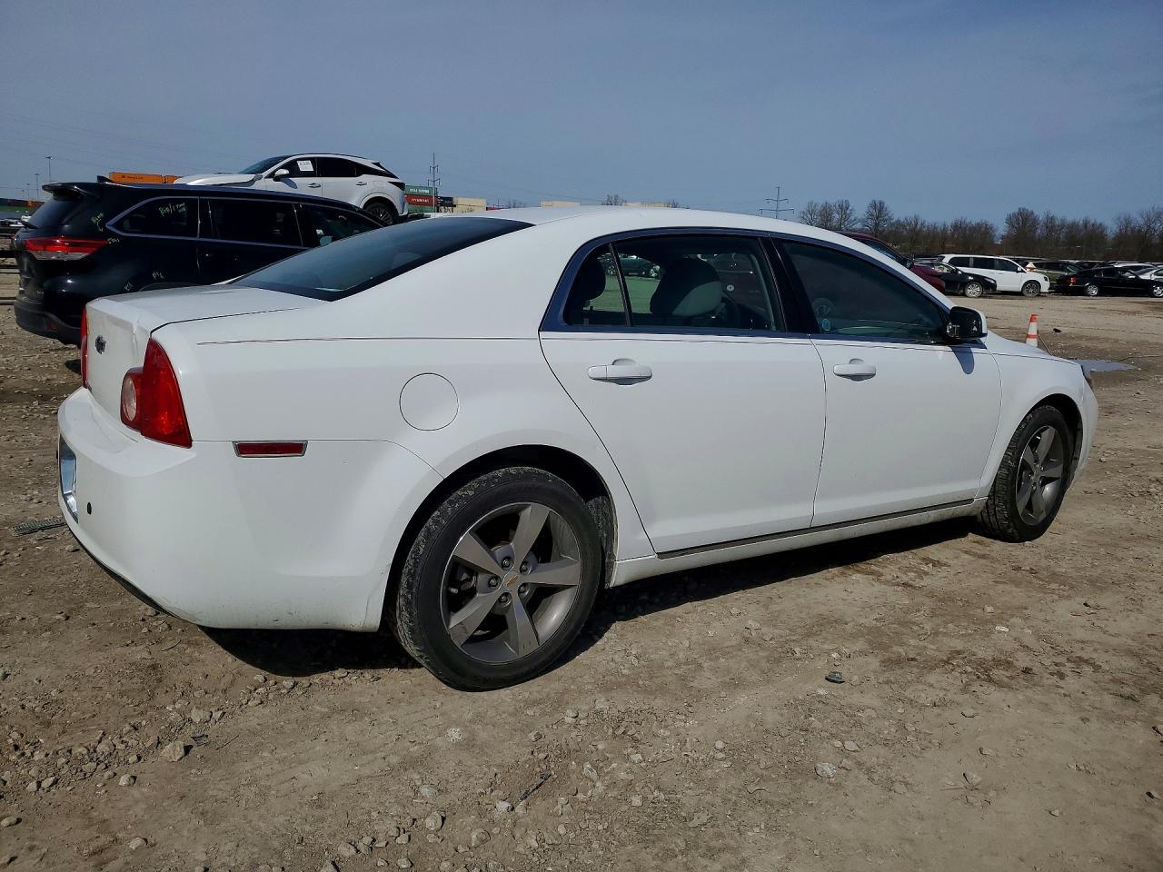 2011 CHEVROLET MALIBU