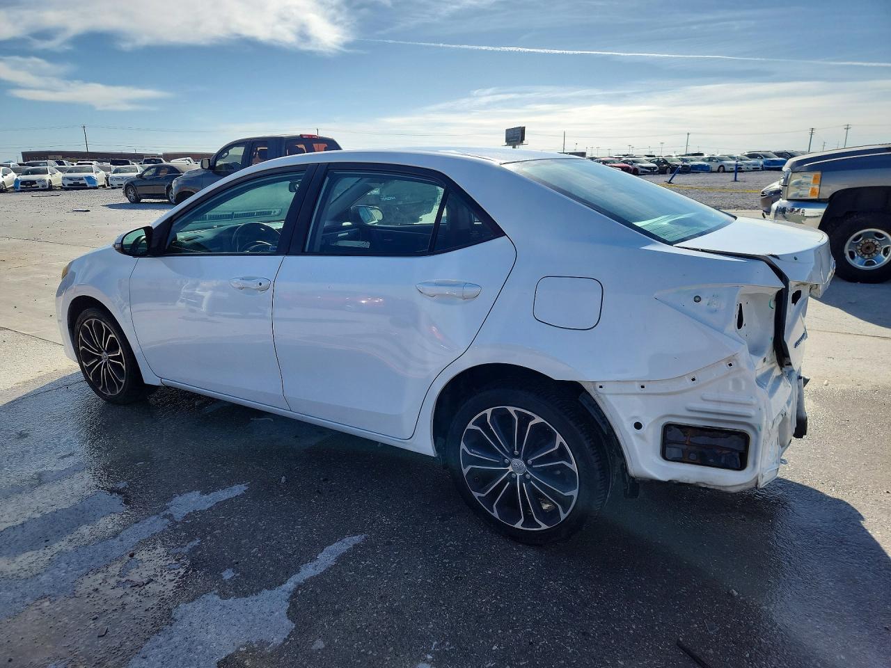 2016 TOYOTA COROLLA