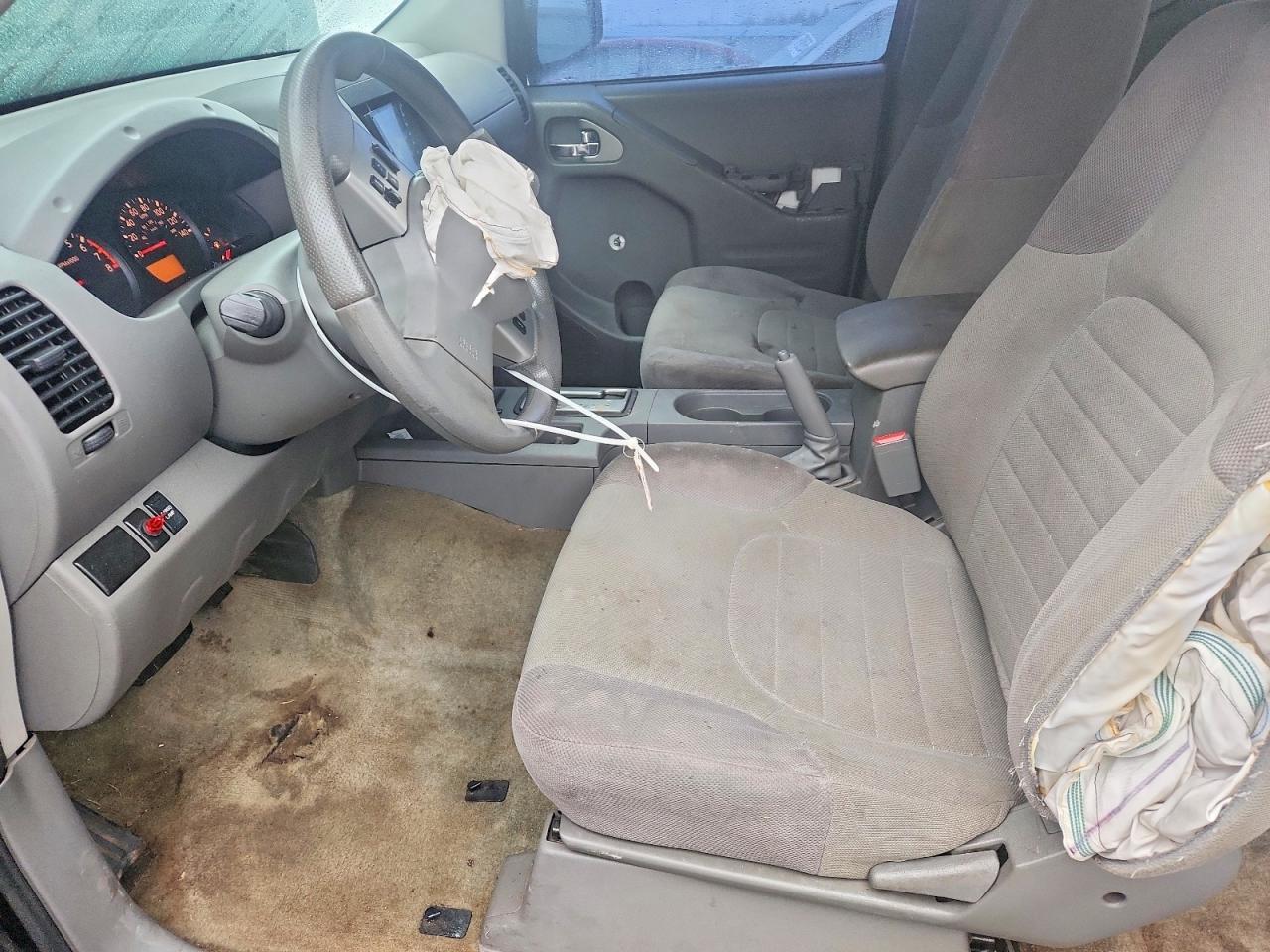 2016 NISSAN Frontier