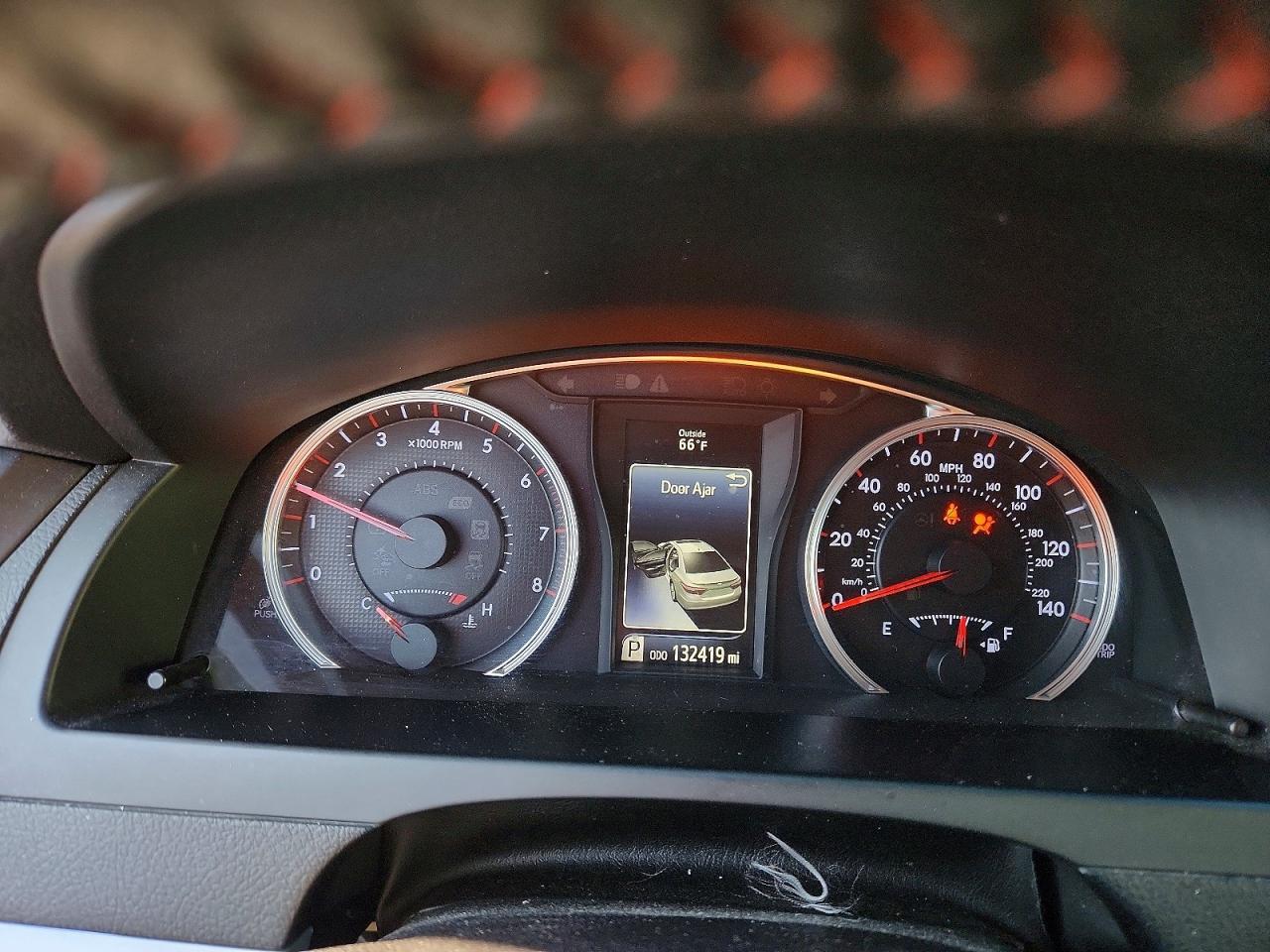 2016 TOYOTA CAMRY