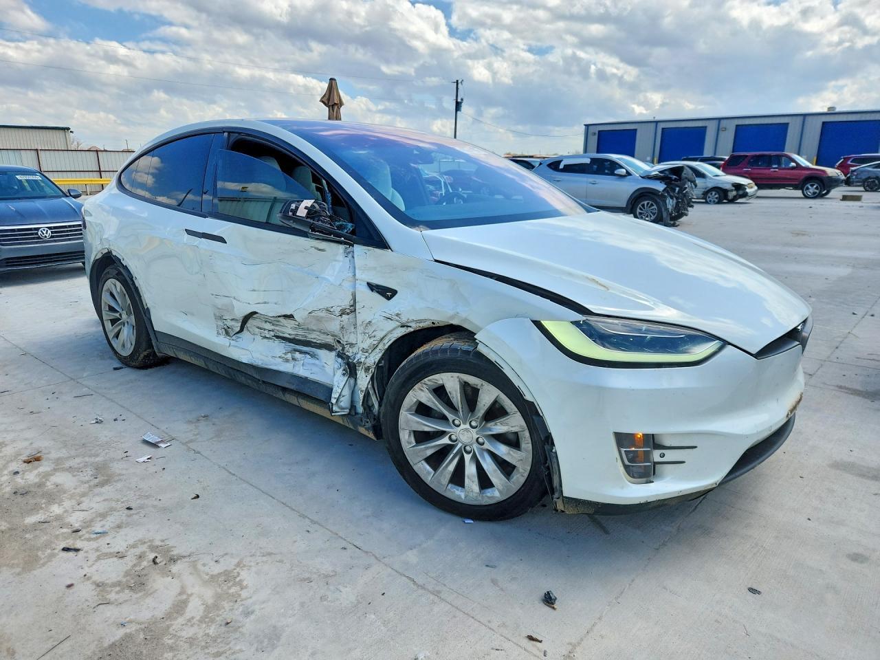 2018 TESLA MODEL X