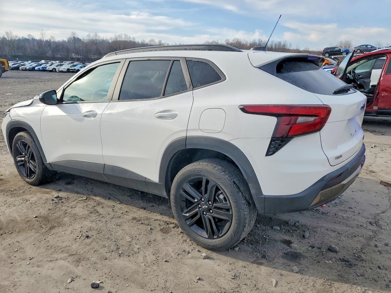 2025 CHEVROLET TRAX