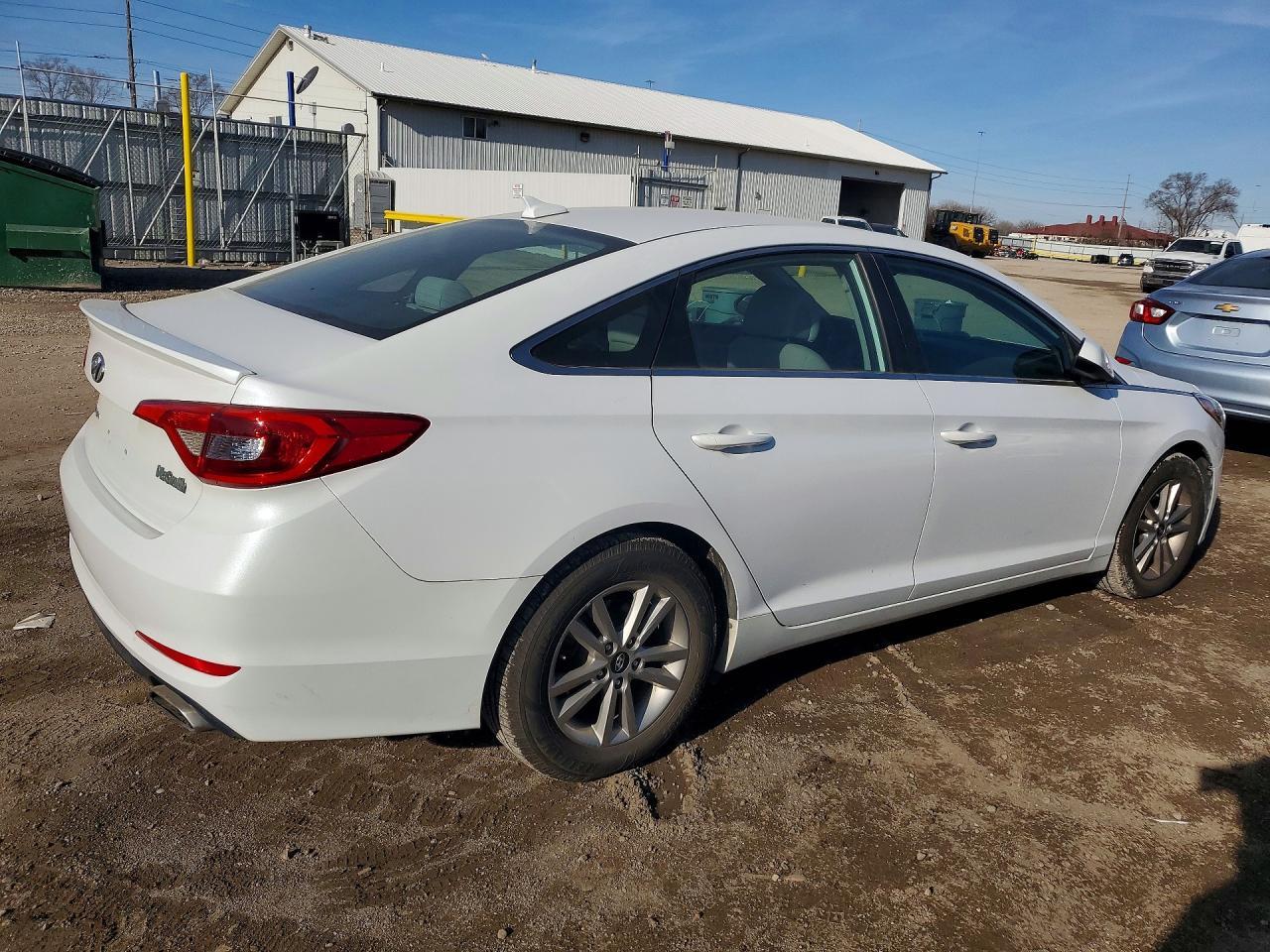 2016 HYUNDAI SONATA