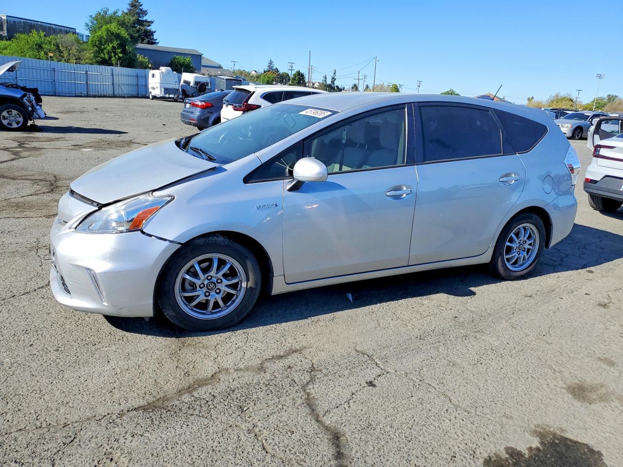 2012 TOYOTA PRIUS V
