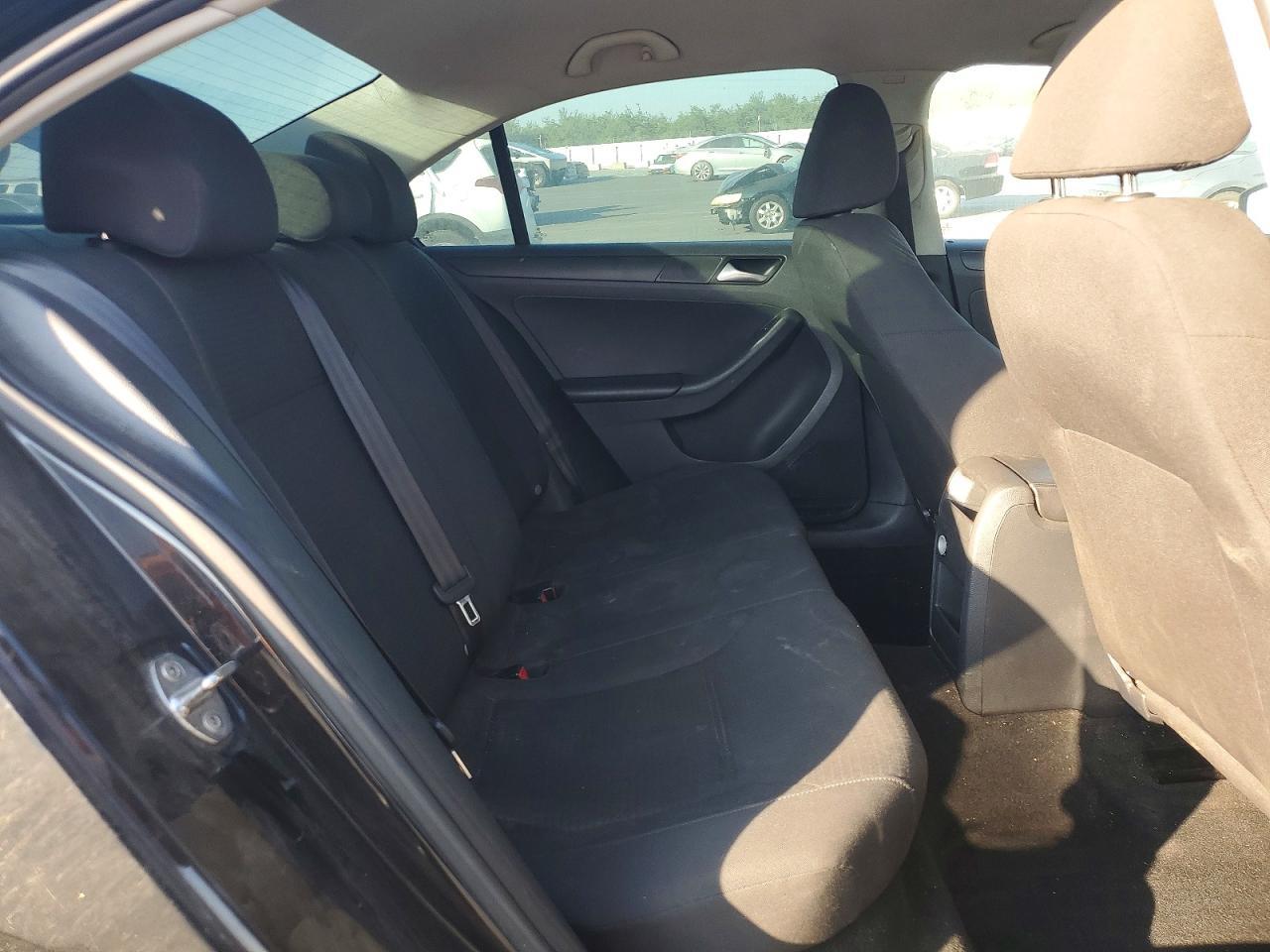 2016 VOLKSWAGEN JETTA