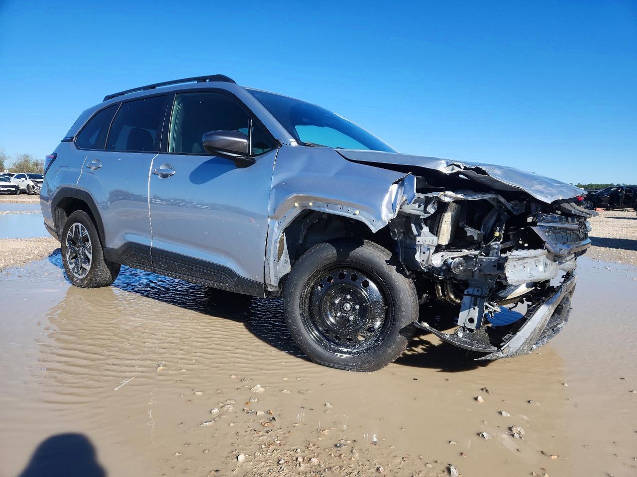 2025 SUBARU FORESTER