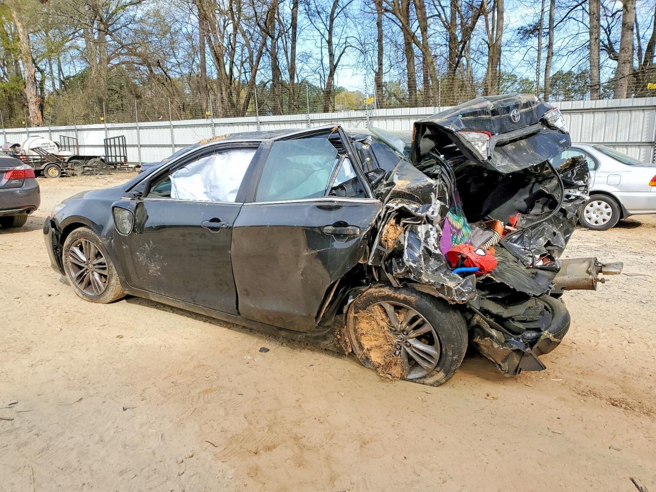 2015 TOYOTA CAMRY
