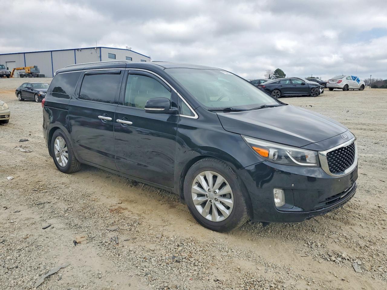 2016 KIA SEDONA