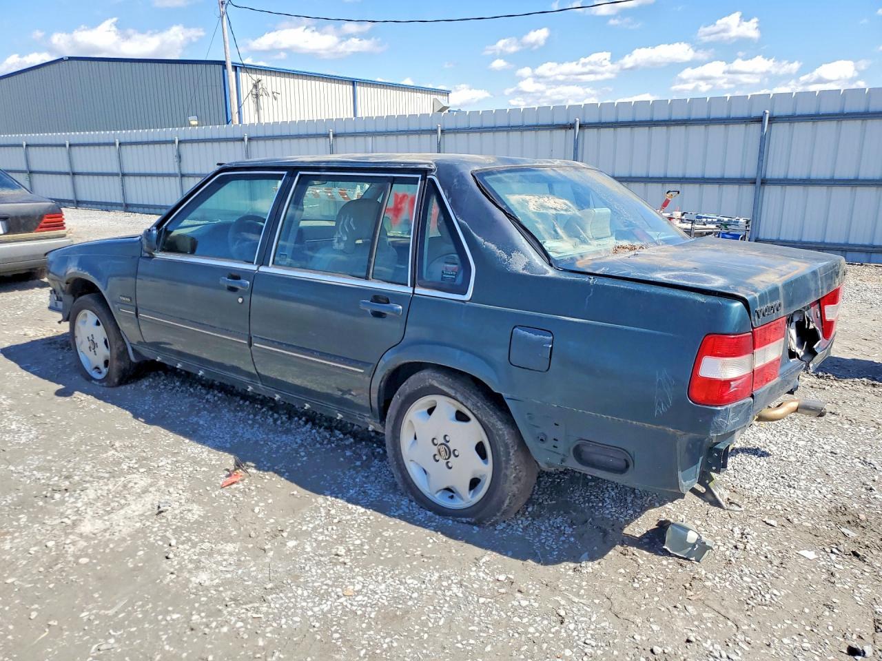 1996 VOLVO 960