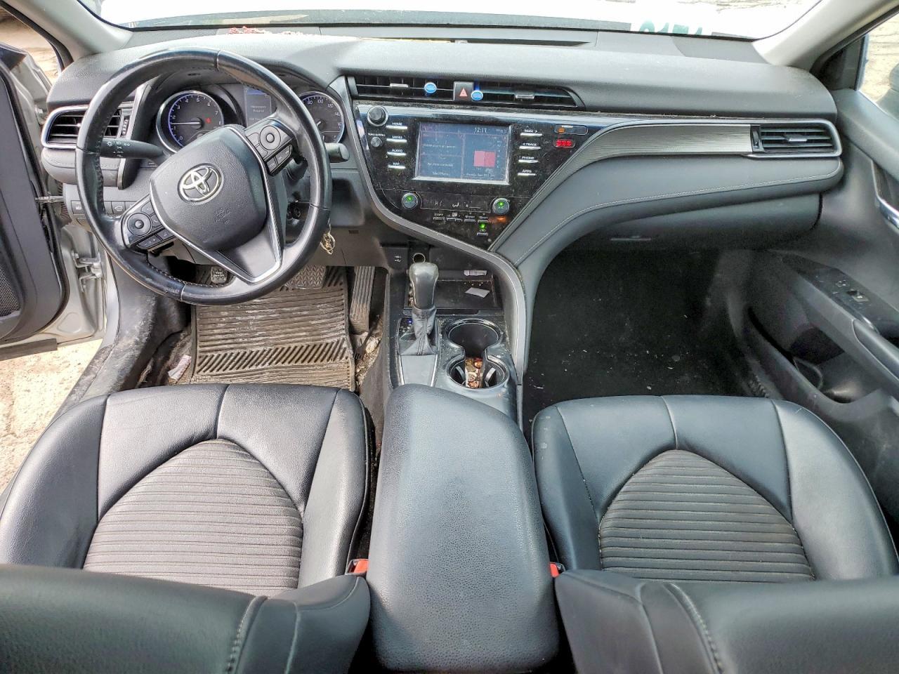 2019 TOYOTA CAMRY