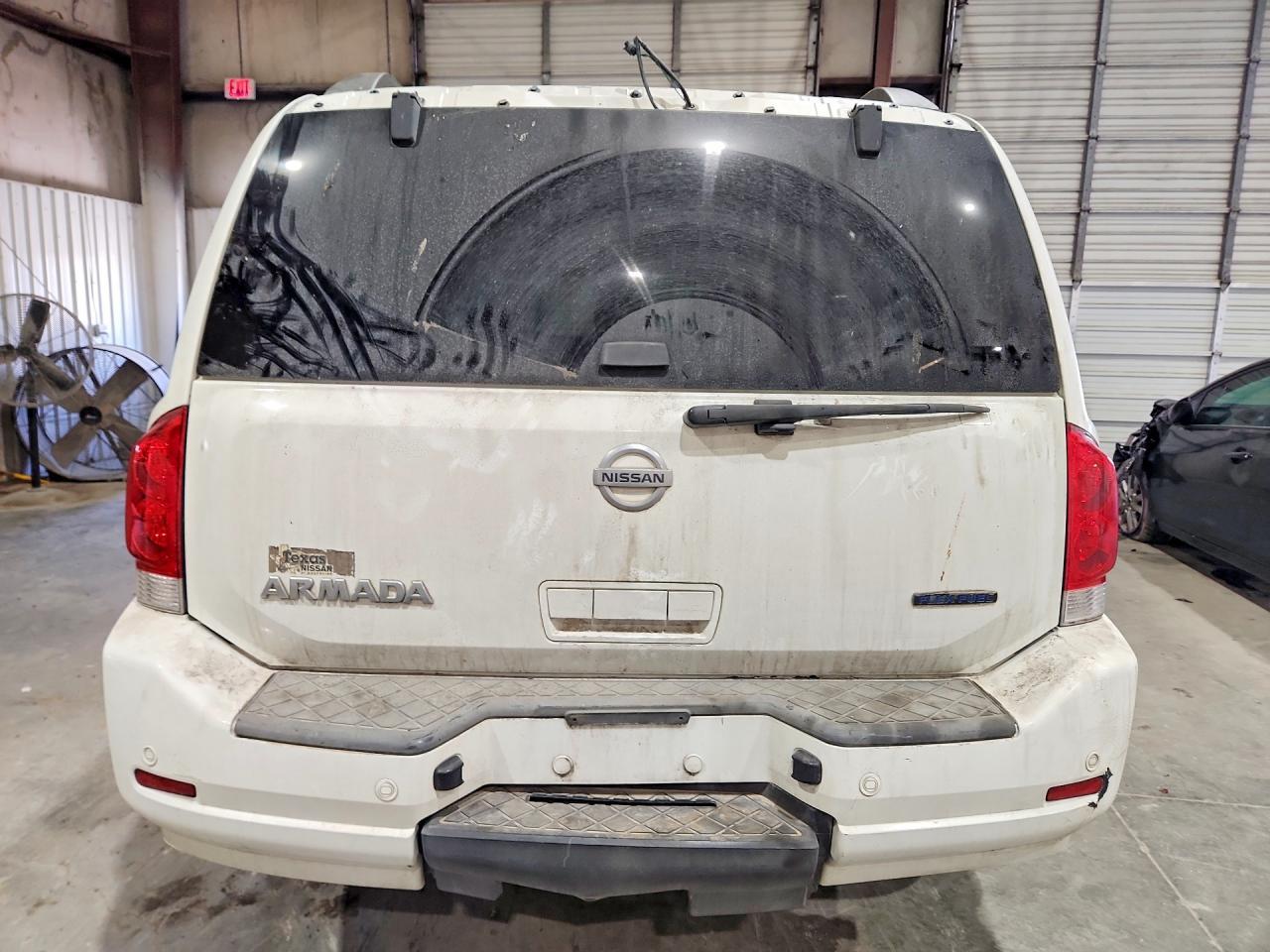 2011 NISSAN Armada