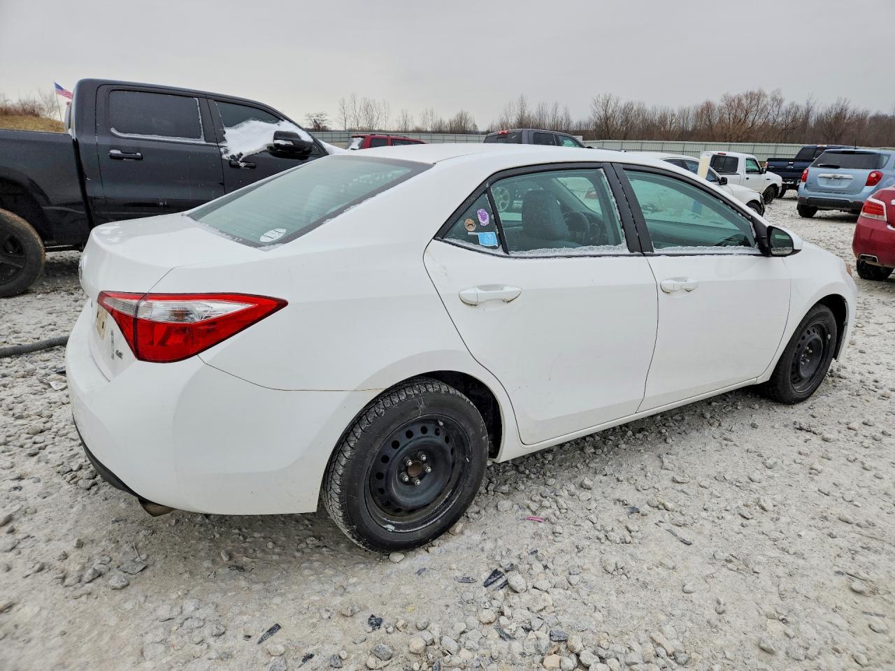 2015 TOYOTA COROLLA