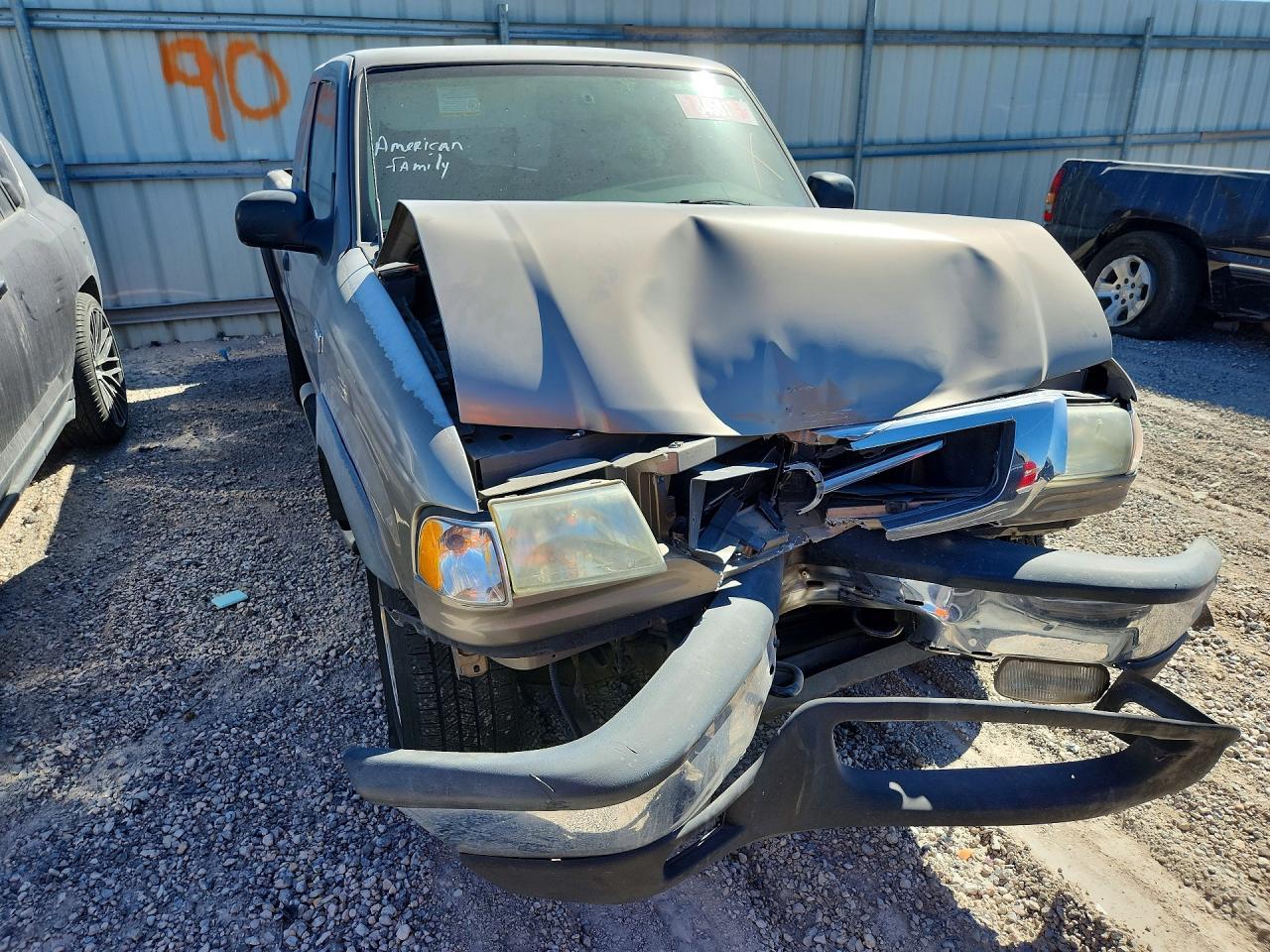 2004 MAZDA B4000