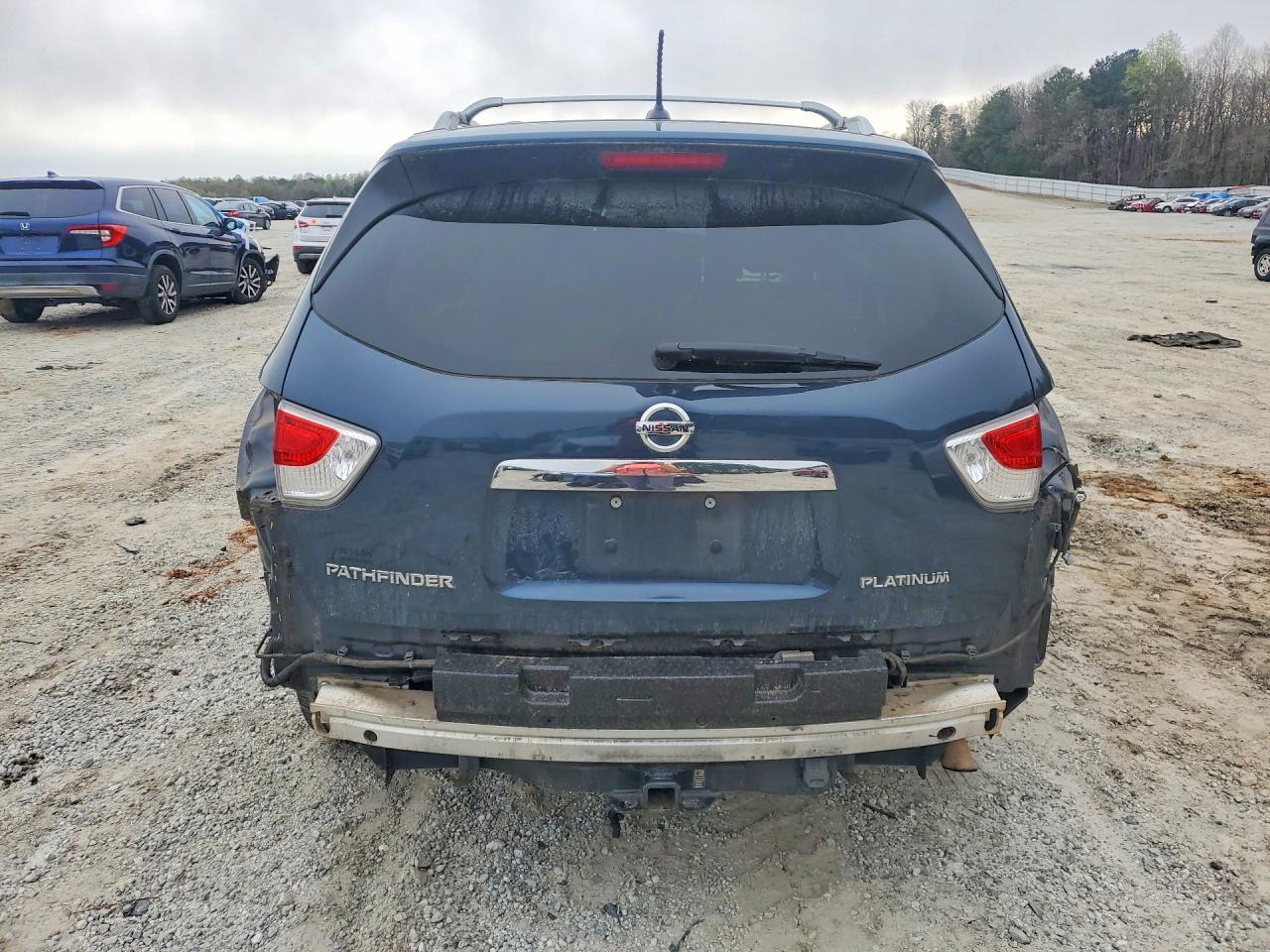 2015 NISSAN PATHFINDER