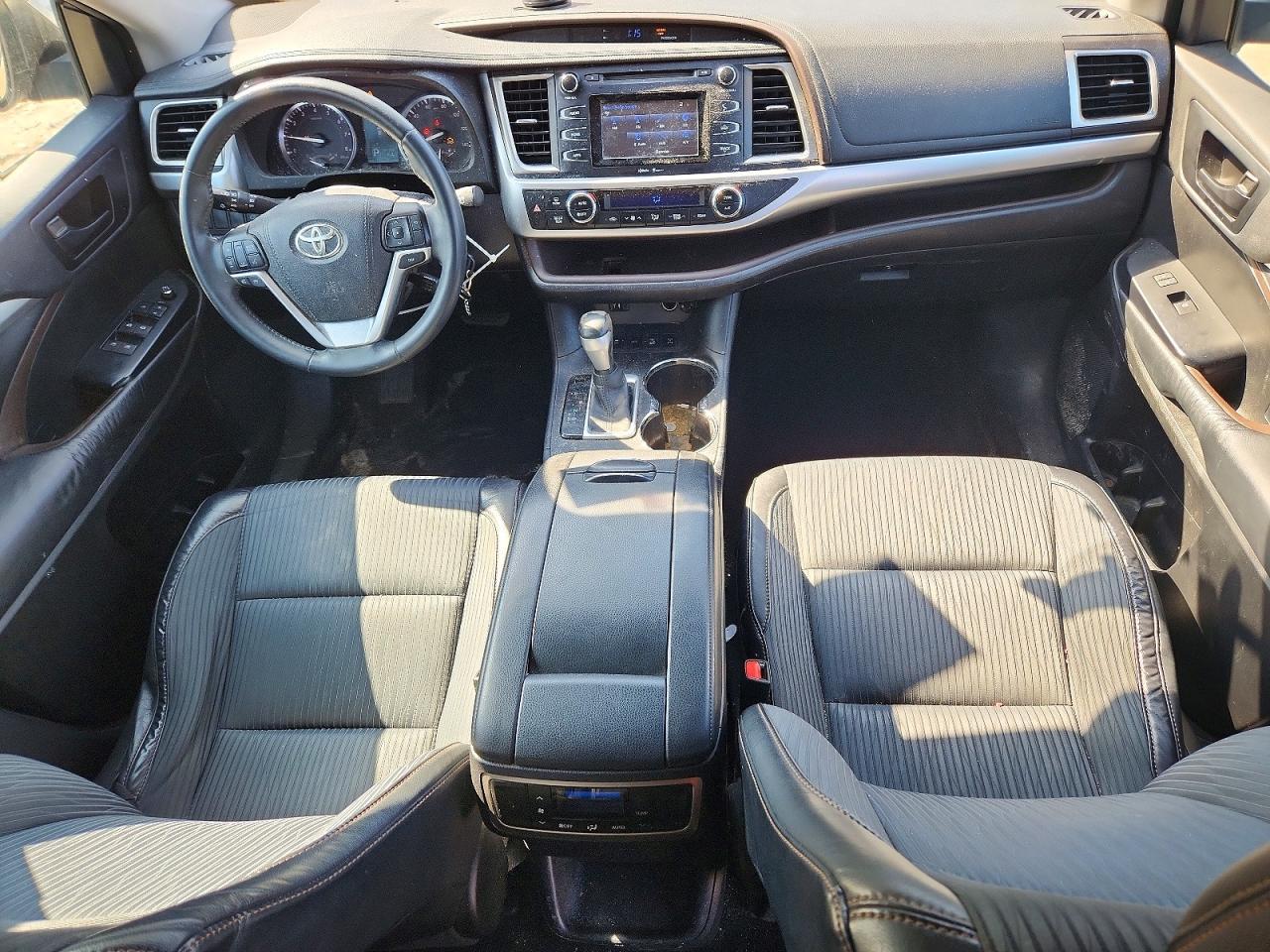 2015 TOYOTA HIGHLANDER