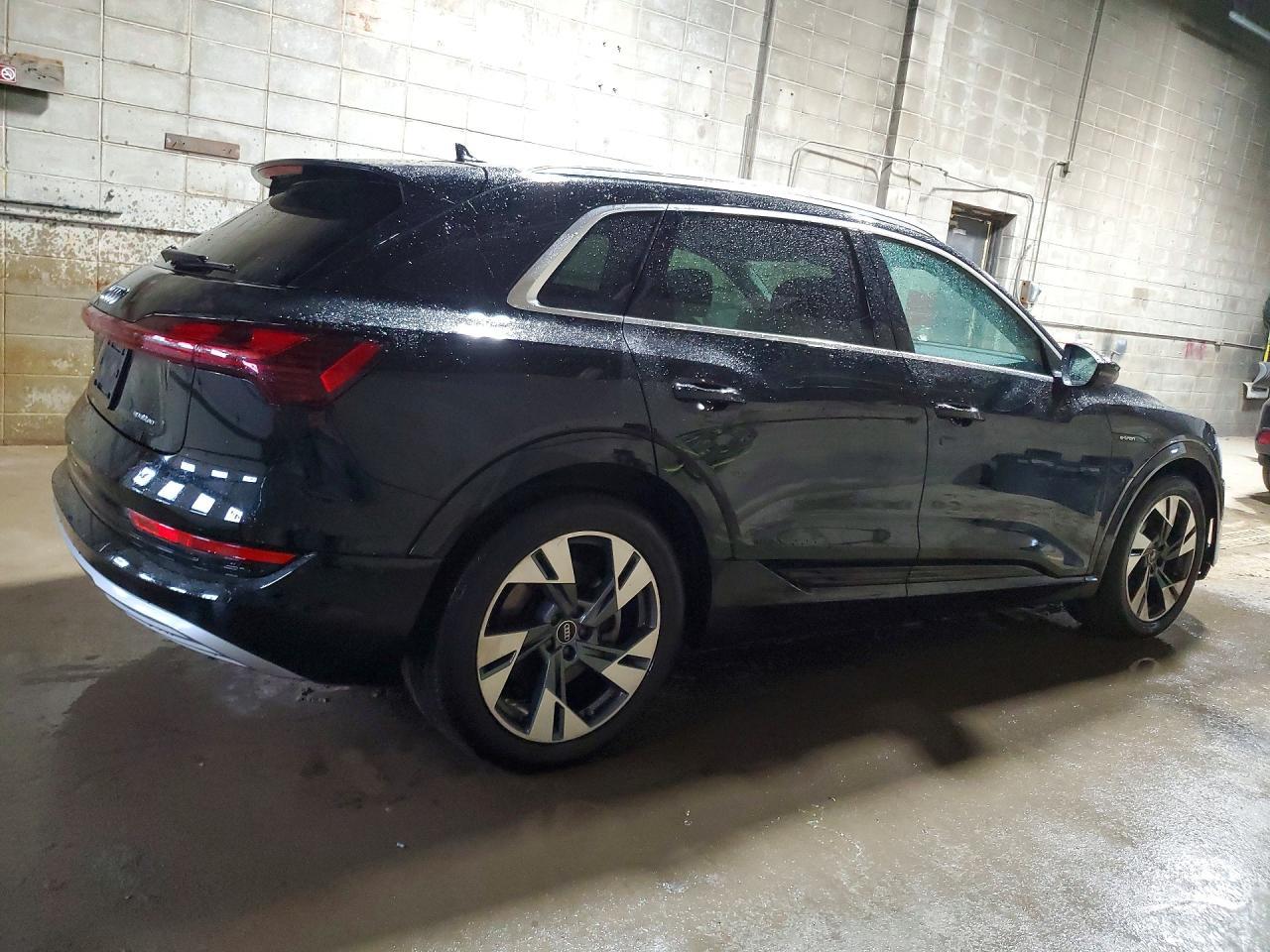 2023 AUDI E-TRON