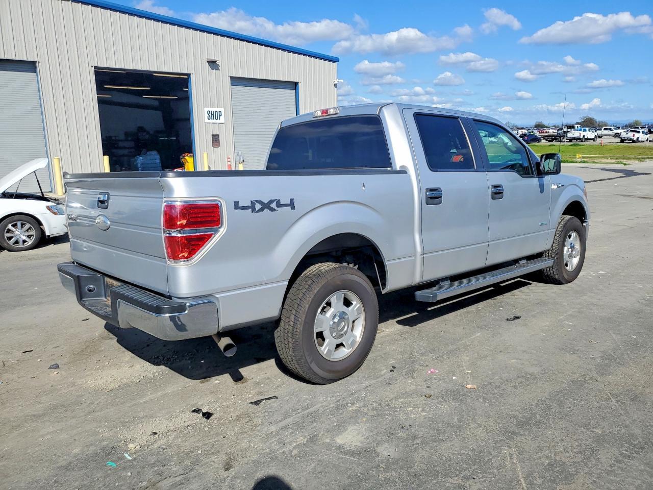 2012 FORD F-150 Lightning