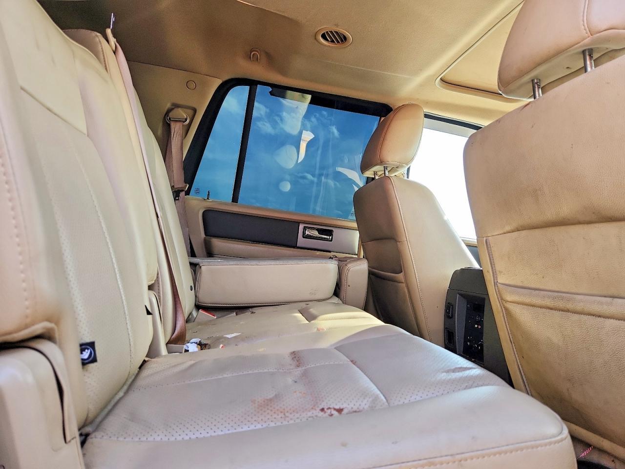 2013 FORD Expedition