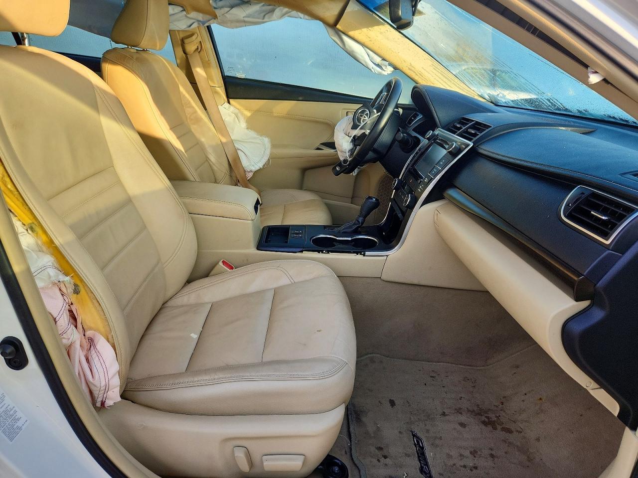 2015 TOYOTA CAMRY