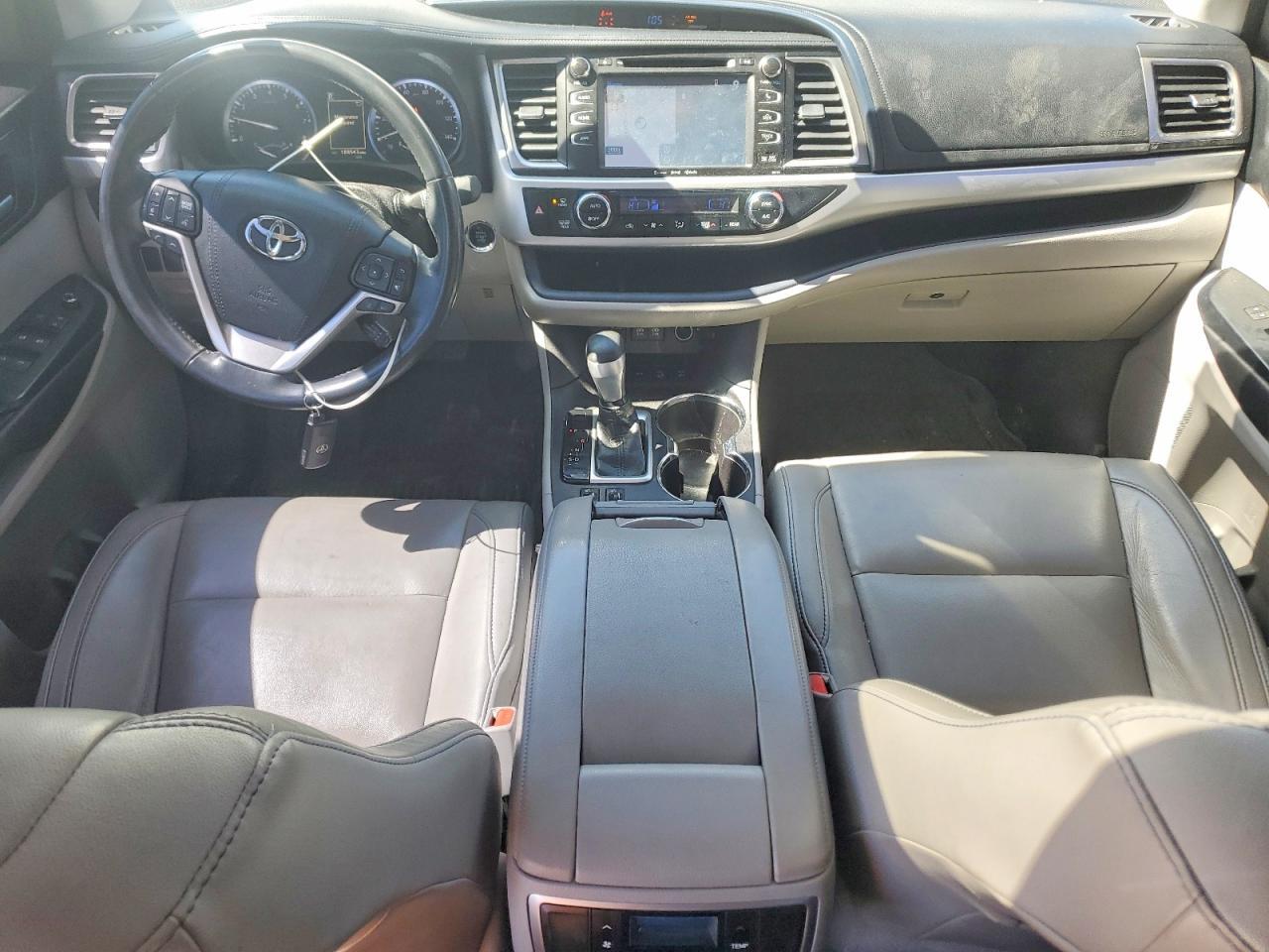 2018 TOYOTA HIGHLANDER