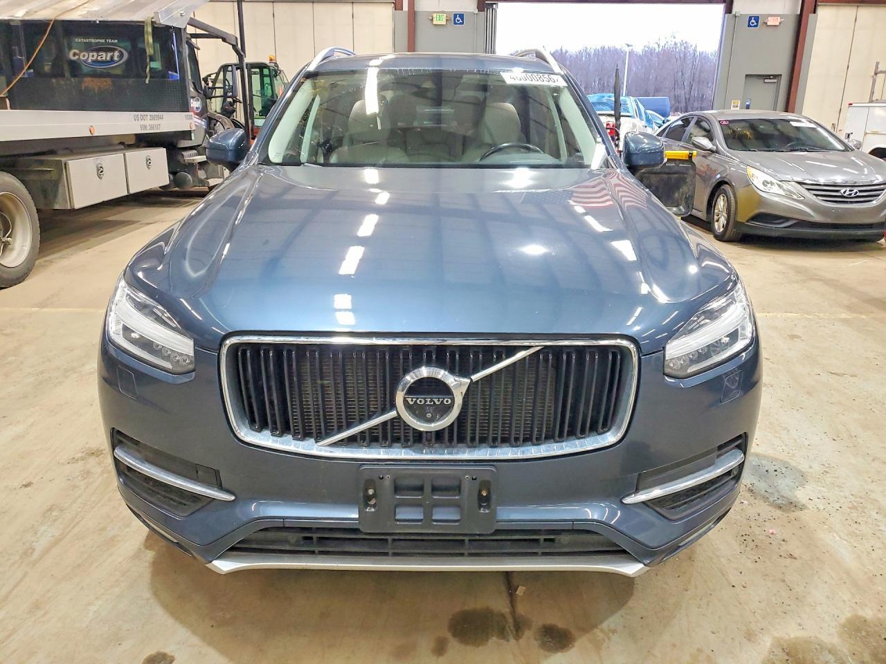 2018 VOLVO XC90