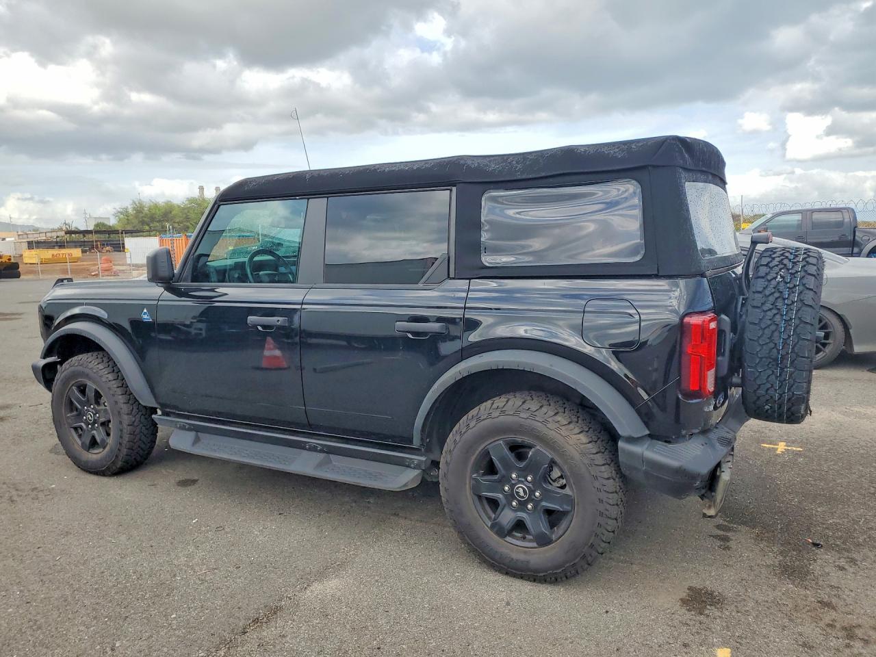 2024 FORD Bronco