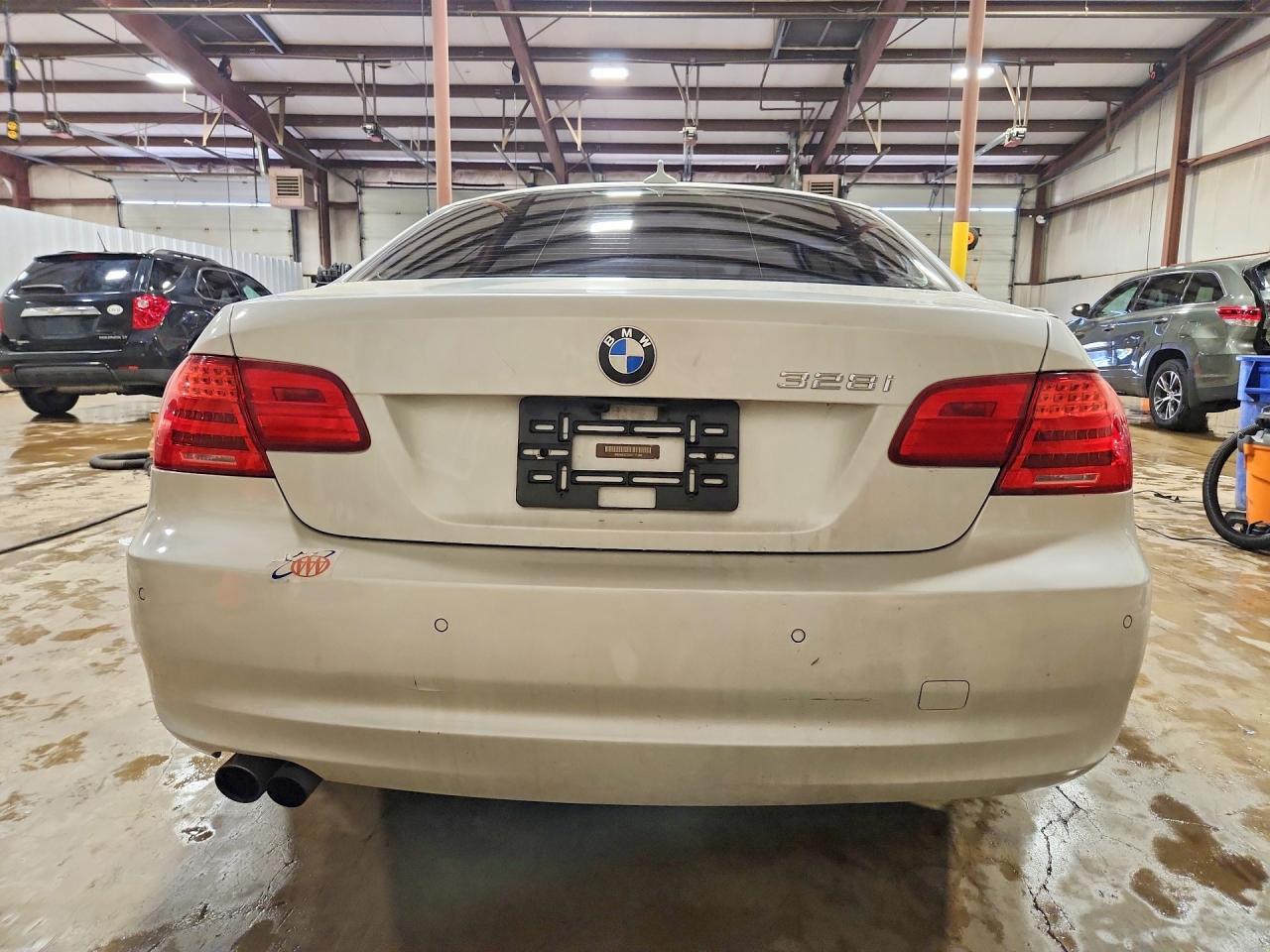 2013 BMW 3 SERIES